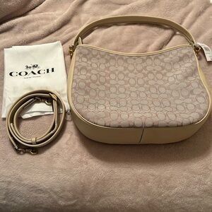 COACH SOFT TABBY HOBO IN SIGNATURE JACQUARD Brand New!!